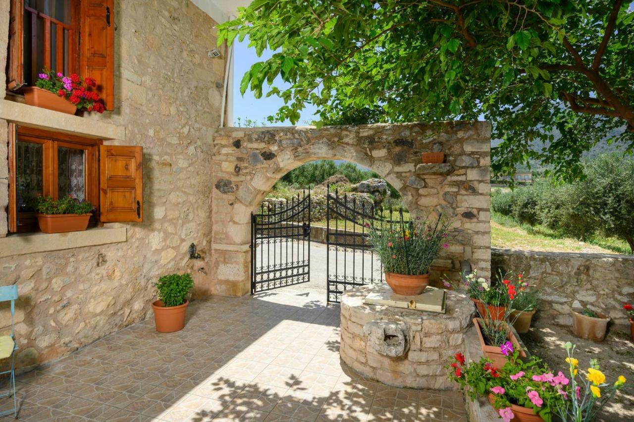 Pagonas Traditional House Mouríon Exteriér fotografie